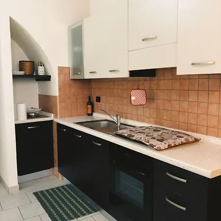 Bilocale Vicino Mare E In Pieno Centro Cittadino *