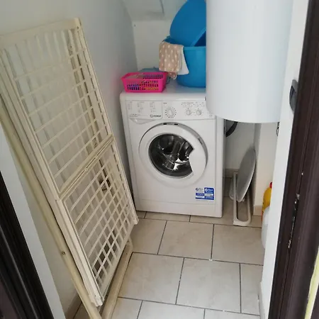 Bilocale Vicino Mare E In Pieno Centro Cittadino Roccella Ionica