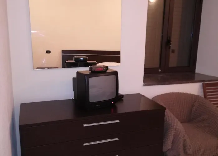 Bilocale Vicino Mare E In Pieno Centro Cittadino Roccella Ionica