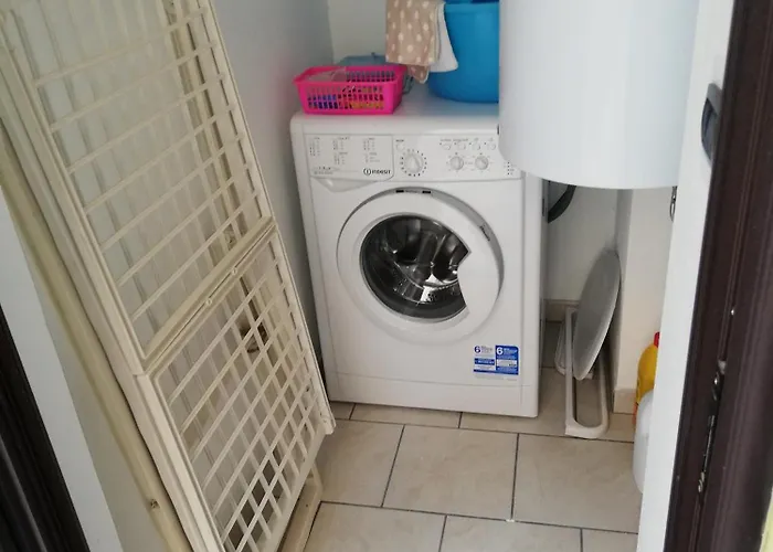 Bilocale Vicino Mare E In Pieno Centro Cittadino Roccella Ionica